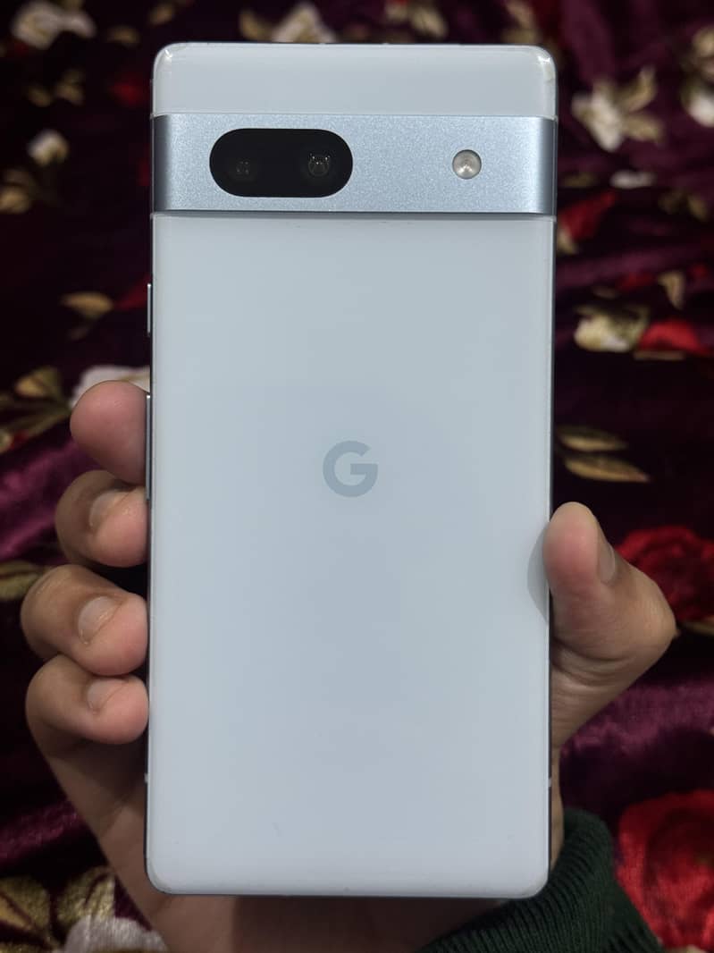 Google pixel 7a 3
