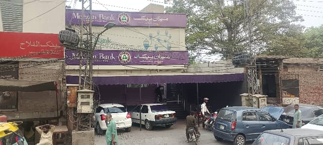 10 Marla Triple Storey Corner Commercial Building With Basement Near Scheme Mor Main Multan Road