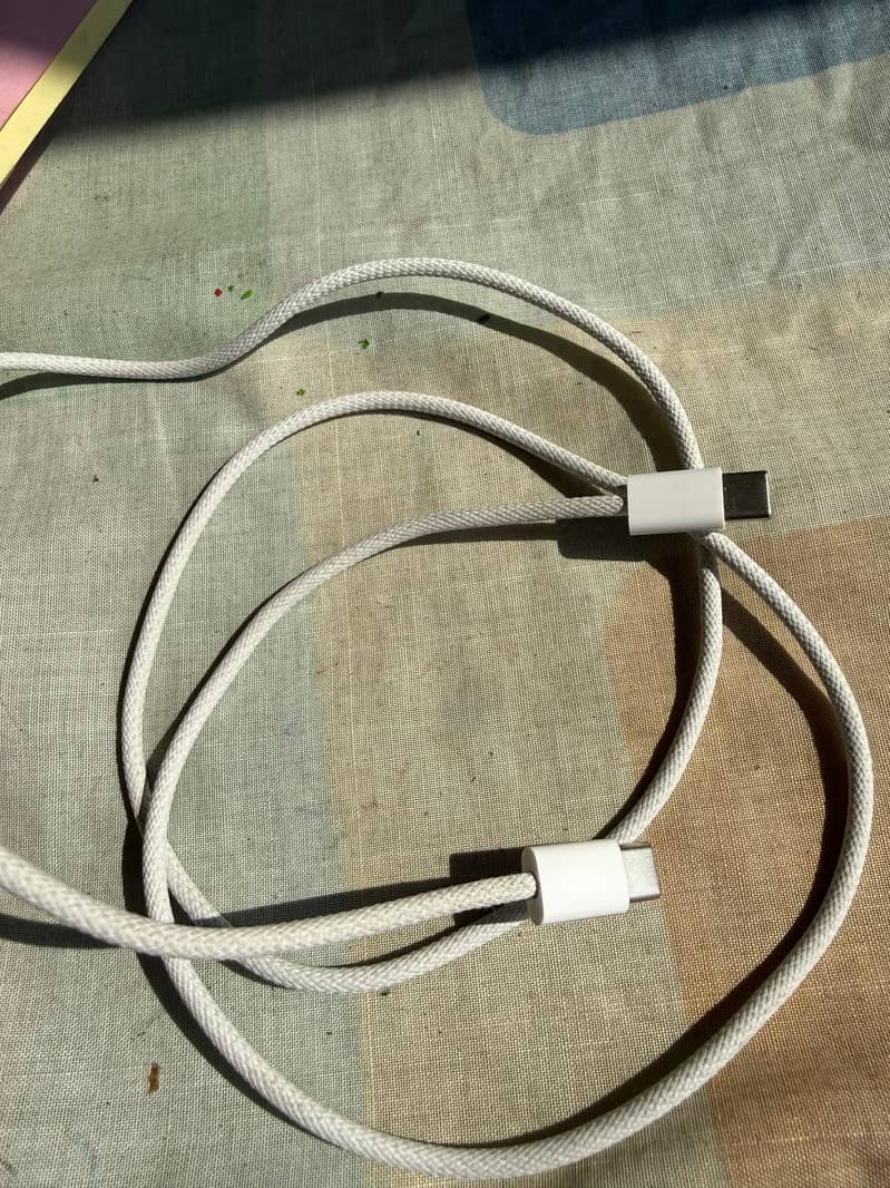 2 apple cables 4