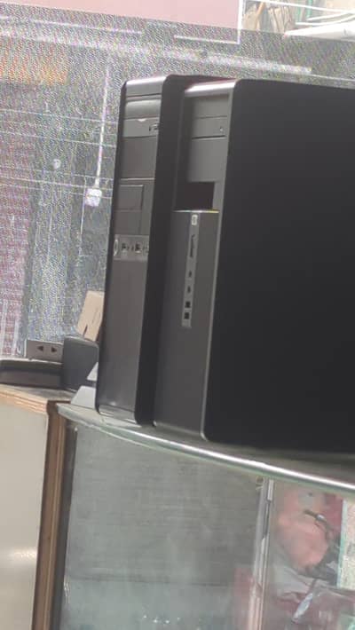 2 gaming PC and Ryzen 5 2600 rx 580 ND core i5 7th gen