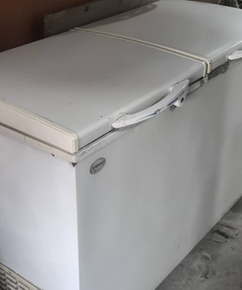 waves deep freezer 2