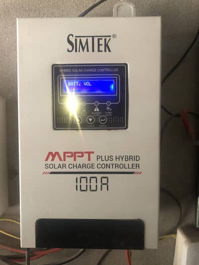 Simtek Mppt 100A