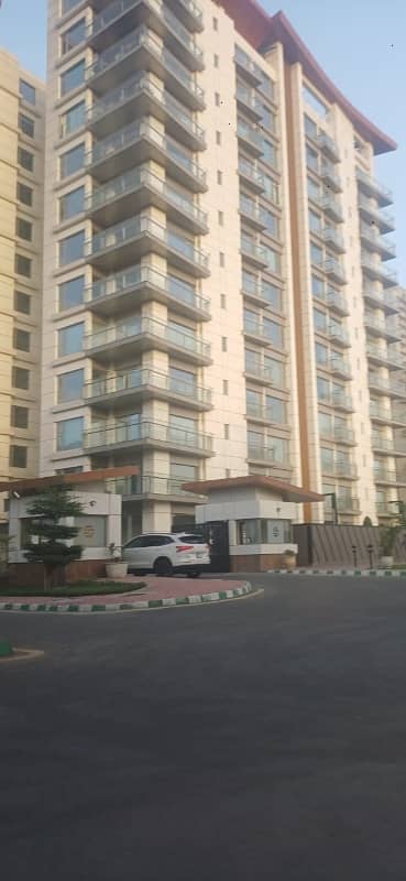 SUKH CHEYN F10 MARKAZ BRAND NEW 4 BED FIRNISHED APARTMENT FOR RENT