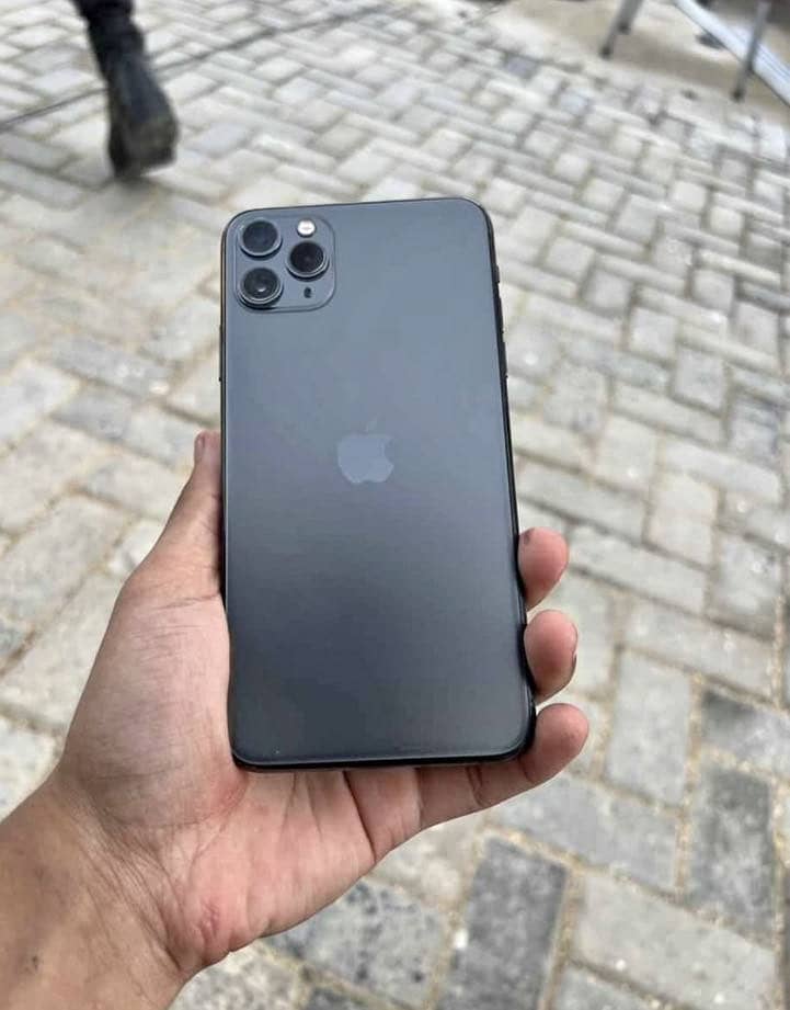 iPhone 11pro max 0
