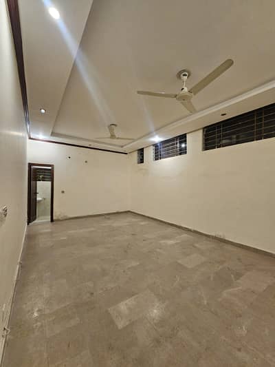 1kanal open basement available for rent