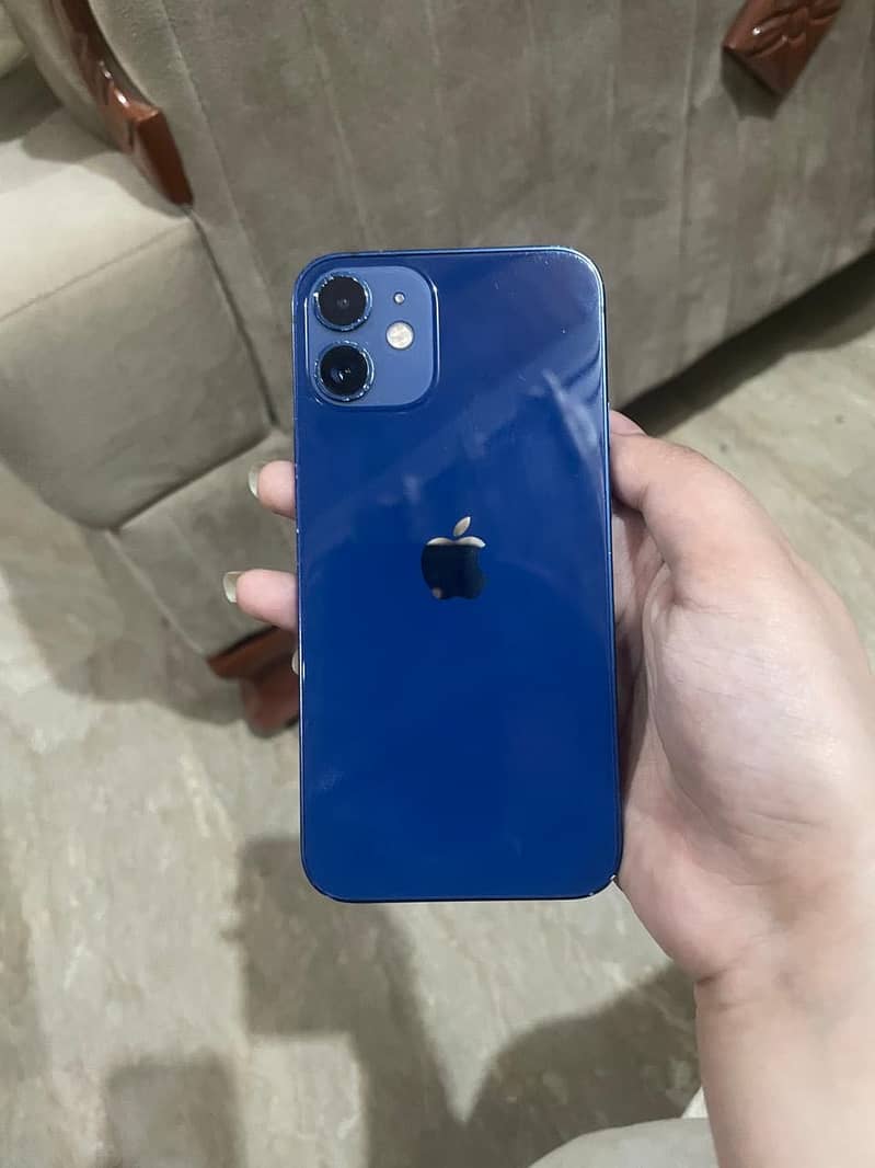 iPhone 12 mini 0
