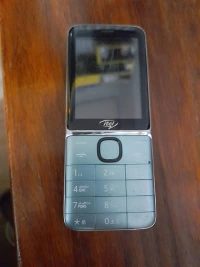 itel Q Phone