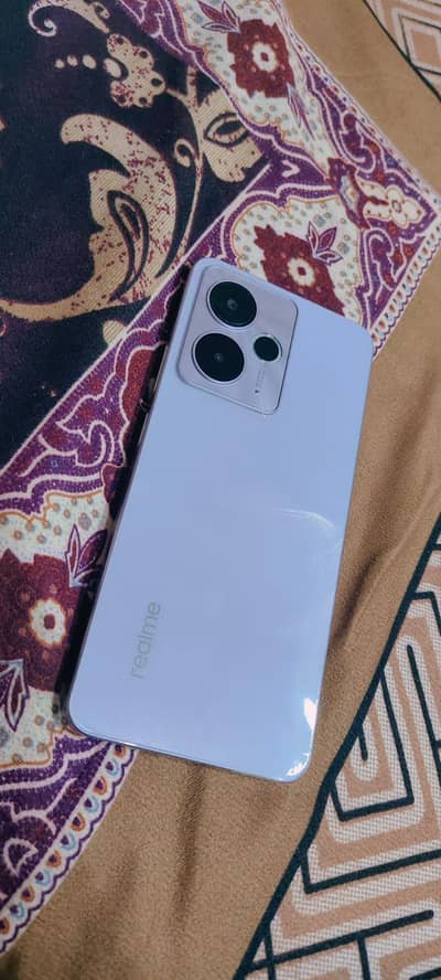 Realme 14T 5G (12GB+16GB RAM) Light Purple – PTA Approved – Like New