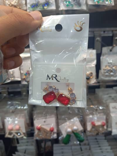 MR earrings