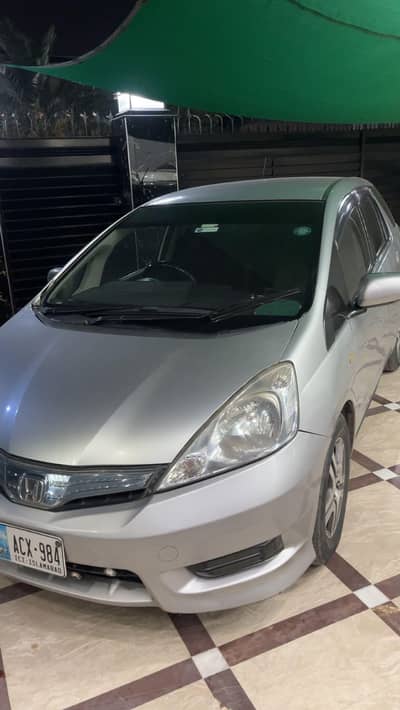 honda fit shuttle good car hybrid
