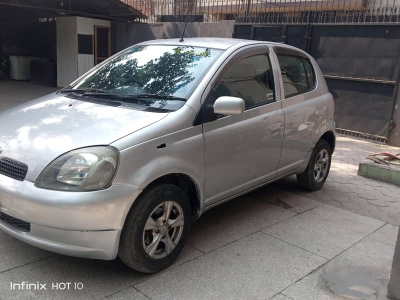 vitz 2000 2