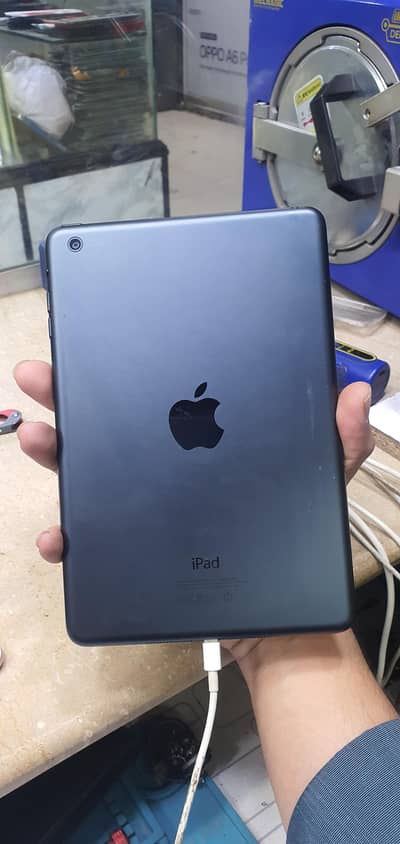 apple ipad Air 1 mini only 6000