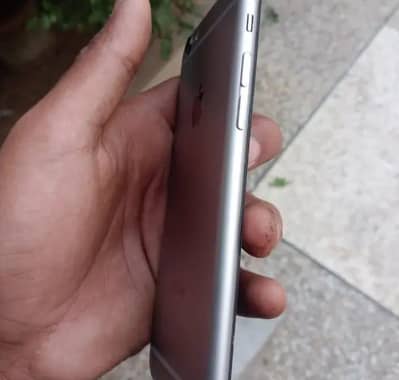 iPhone 6 plas 128 GB with box my WhatsApp number 0347/72/98/721