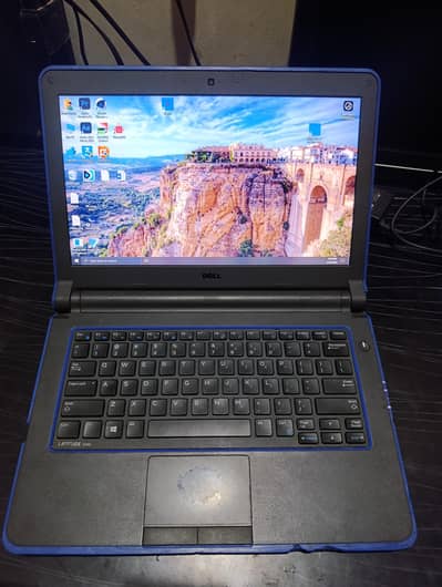 Dell Latitude 3340 – i3 4th Gen | 8GB RAM | 500GB HDD | 2 Batteries
