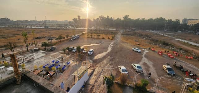 Main Park Road 50000sqft building for Rent with Lift parking lawn