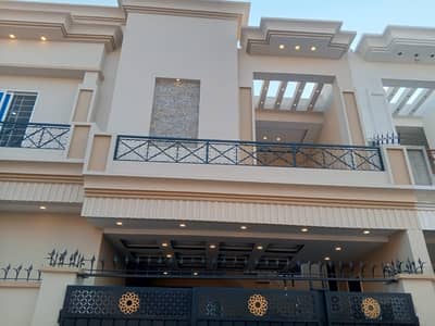 Double Storey 5 Marla House Available In Model Town For sale