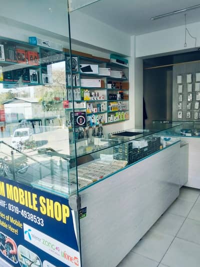 Mobile counter plus racks