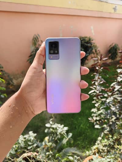 vivo v21 set + charger  no box