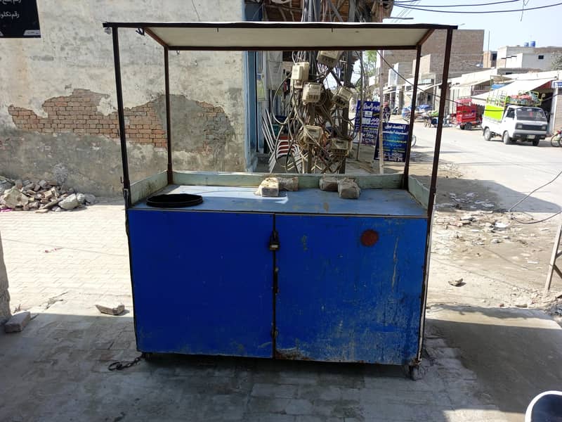 Bargar & Chips Counter 4