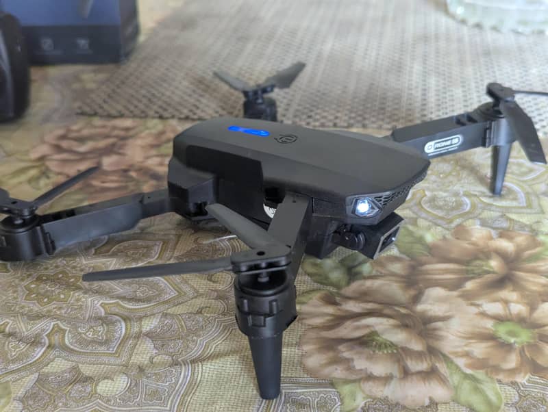 E88 Pro drone 4