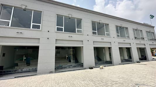 2 MARLA COMMERCIAL PLAZA FOR SALE IN EASTERN BLOCK BAHRIA ORCHARD LAHORE.