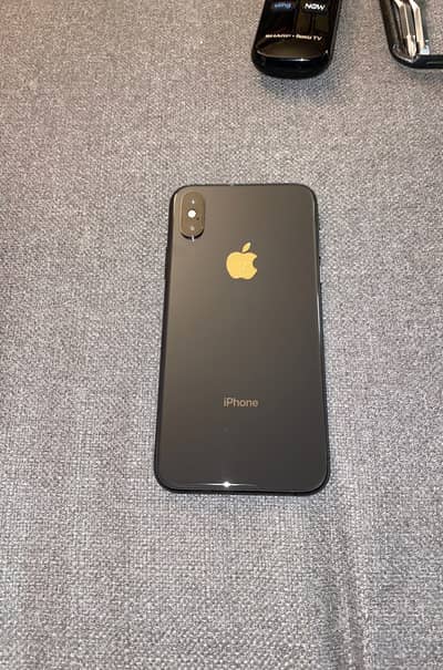 iPhone XS 64GB - PTA - Total Genuine - Black