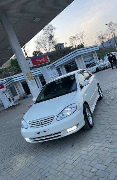 Seal to seal jeniun brand new tyre and rim minor touchup