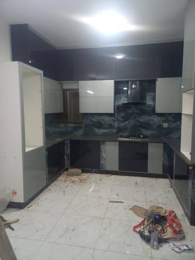 ROYAL ICON 3 BED DD FOR RENT