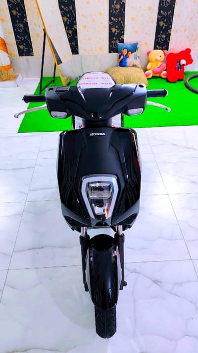 Honda ICON e 2026  like a brand new