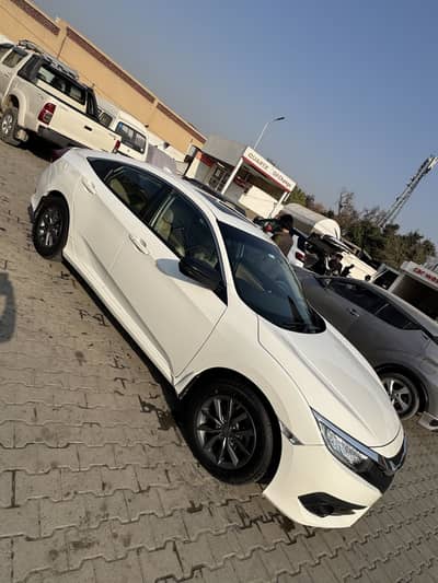 2021 civic UG B to B geniuon Low milaege
