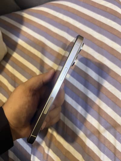 Apple iPhone 15 Pro Max 256gb  esim. LLA model