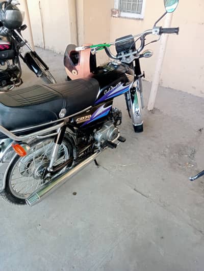 Urgent Sale – Honda CD70 2008 (Black) | Excellent Condition