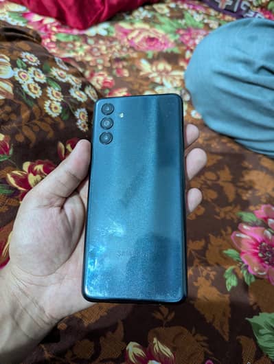 Samsung Galaxy a04s.
