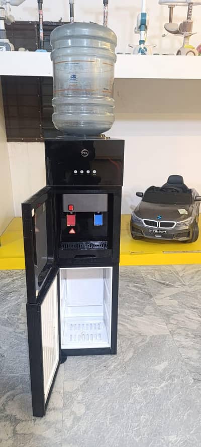 Water Dispensar