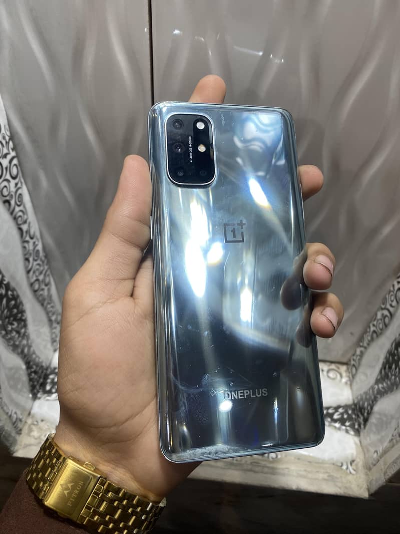 OnePlus 8t 1