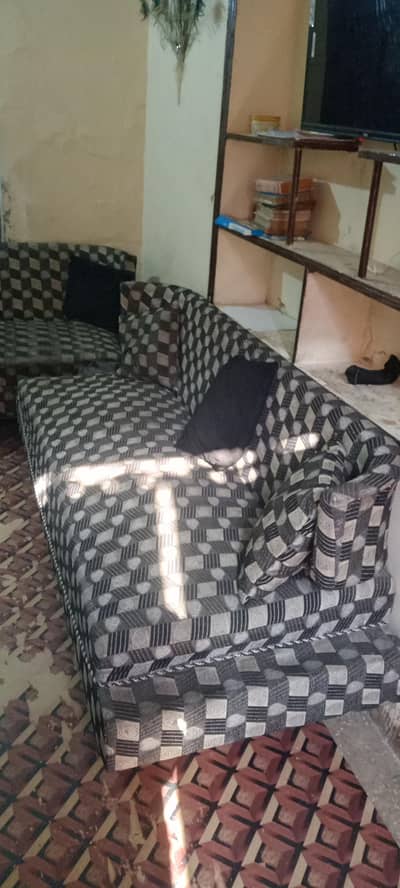 Sofa set for urgent Sale