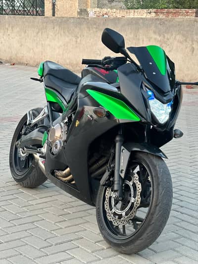 Honda CBR 650F | Model 2018 | 23000 KMS Bike Genuine Call 0332 6235004