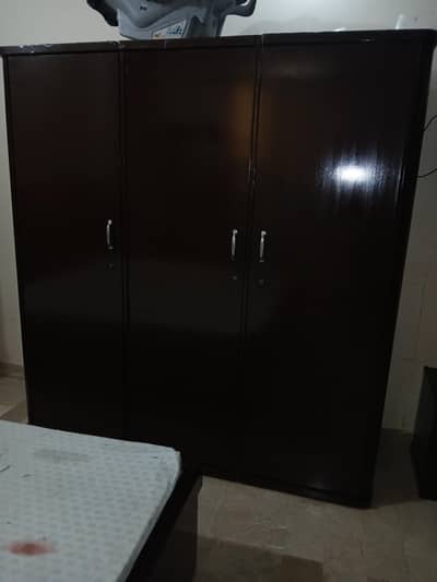 walnut wooden bedroom set 4 piece