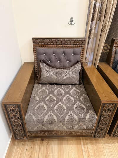 Full sofa set with dewan and 3 tables brand new condition