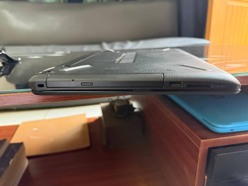 Hp laptop core i3 7th gen 8gm ram 256gb ssd windows 10 excellent 0