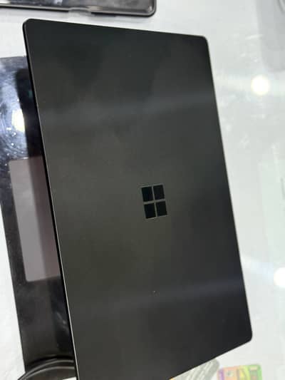 Microsoft surface laptop 4