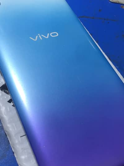 Vivo y1s