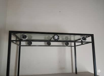 Sofa set with table for sale