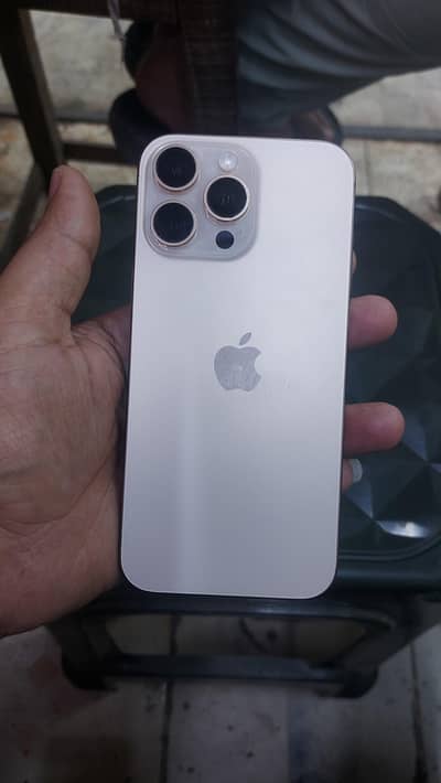 16 pro max  (Desert titanium)