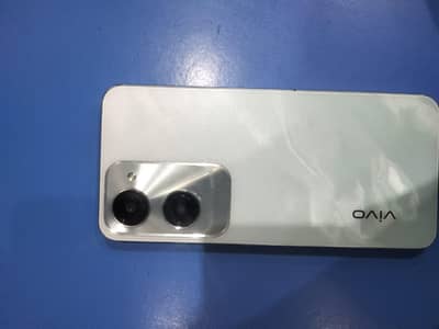 vivo y18 6/128 hai all ok hai