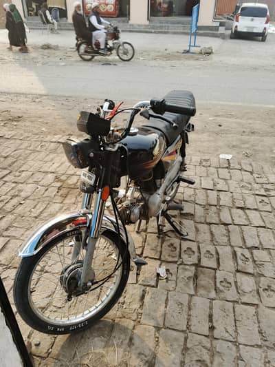 Honda CD 70 2008 model 10 by 10 all ok