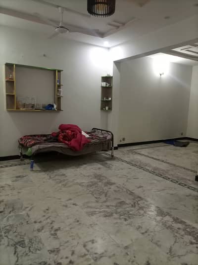 6 Marla basement for rent