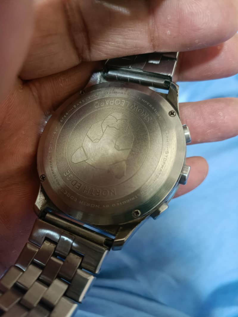 North edge leopard 4