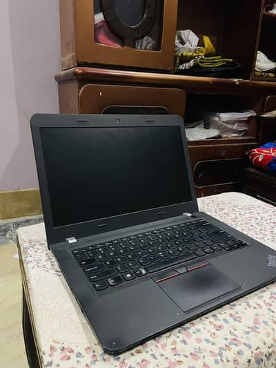 Lenovo E450  i3 5thgen