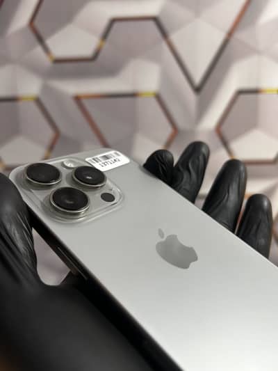 Iphone 16 Pro Jv | Natural